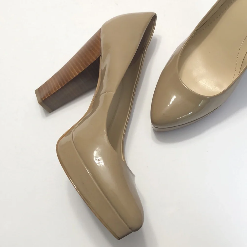 Calvin Klein Nude Platform Pointed Toe Triangular Wood Heels size 9M